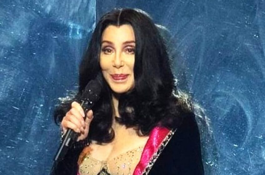  Cher, 78, Glows with Love: See How She Supports Her 40-Year-Younger Fiancé!