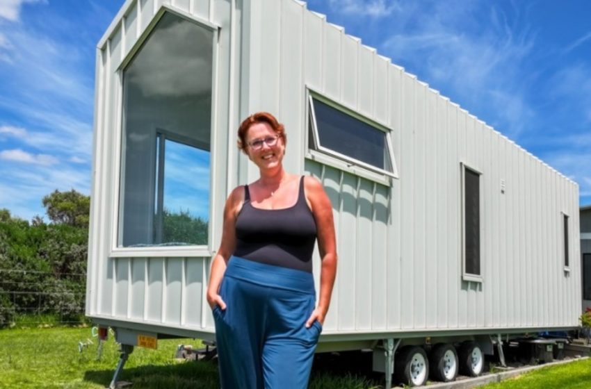  Inside The Stunning Tiny Home on Wheels!: What Does It Look Like Inside?