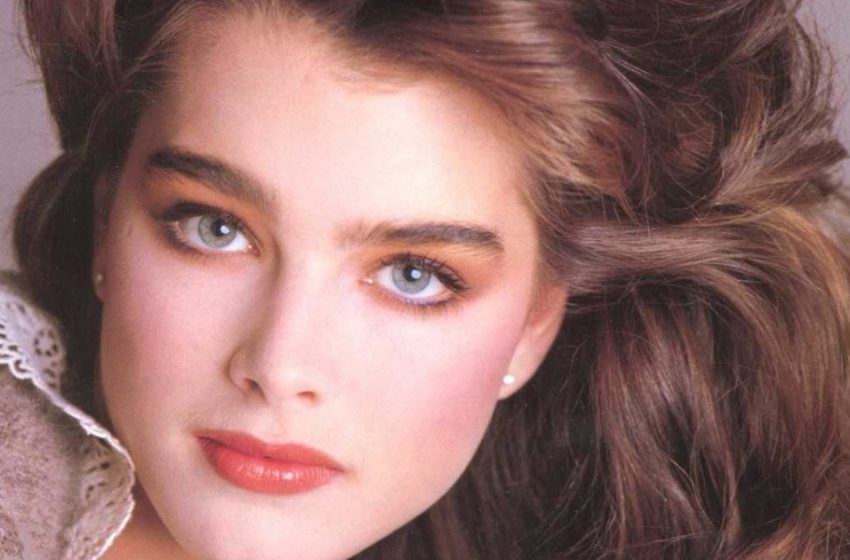  “From ‘The Blue Lagoon’ To Now”: How 59-Year-Old Brooke Shields Looks Like Today!