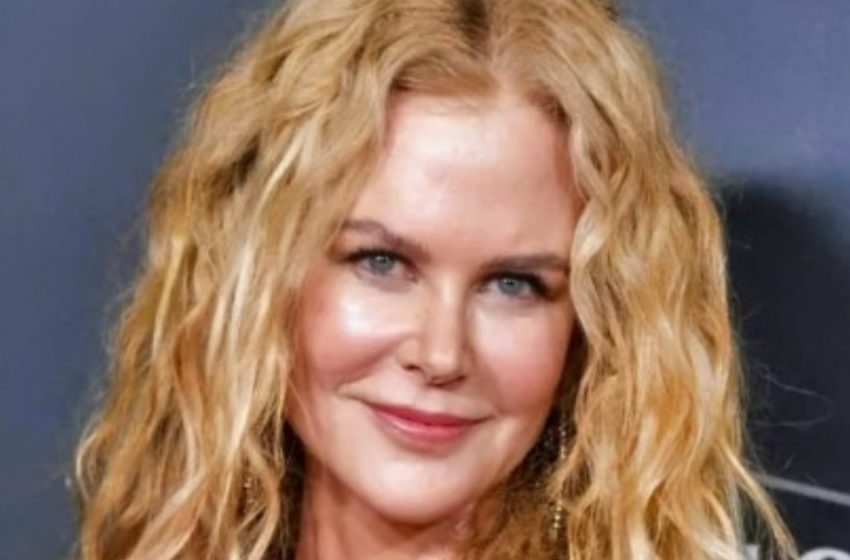  Nicole Kidman’s Bold “School Uniform” Look: Red Carpet Pics Breaking The Internet!