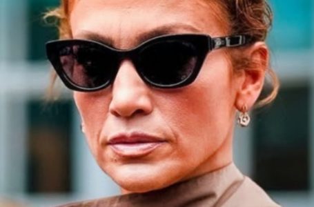 Jennifer Lopez, 55, Opens Up About Her Facial Stitches: Here’s What She Looks Like Now!