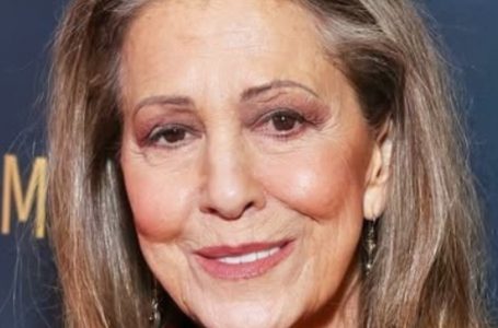 “She Faced Abuse And Heartbreak, Then Reunited With Her First Love In Her 70s”: Can You Guess The Iconic Singer?