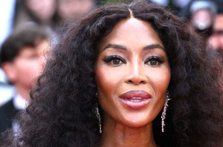 Naomi Campbell Stuns at 54 in Bikini Beside 38-Year-Old Millionaire Boyfriend: Ageless & Unstoppable!
