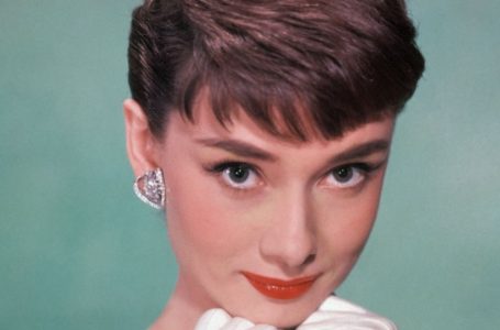 Audrey Hepburn’s Granddaughter Follows in Her Footsteps and Looks Just Like Her: Pics Of Their Incredible Resemblance!