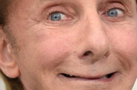 This Music Legend Hid a Secret For 73 Years, Now He’s Totally Unrecognizable: Can You Guess Who He Is?