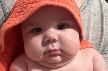 Mom Slammed for “Giant” 4-Month-Old Baby!: Internet Divided After Seeing the Photos!