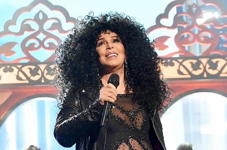 79-Year-Old Cher and 39-Year-Old Fiancé Spark Debate!: Fans Support Her, But Some Say He’s Using Her!