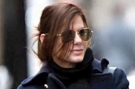Hollywood A-lister Looks Nothing Like Herself!: Can You Guess Who She Is?