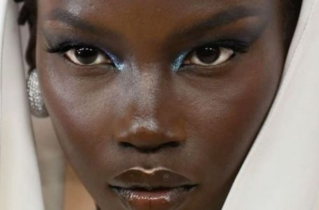 Supermodel Wows Fans With Her Stunning Style and Iconic Looks!: See More Breathtaking Photos!