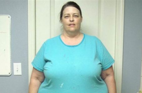Retired Woman, 63, Halves Her Body Weight Losing 225 lbs!: See The Photos!