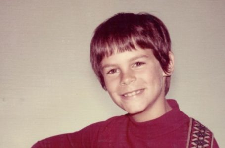 Can You Guess Who This Unrecognizable Childhood Photo Belongs To?