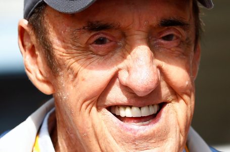 Spent His Final Years Married to His 38-Year Boyfriend in a $12M Beachfront Home!: Can You Guess Who He Is?
