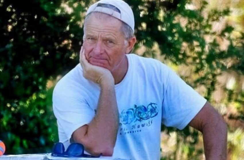  The ’80s Musical Star Spotted in His Classic Ride!: Who Is He?