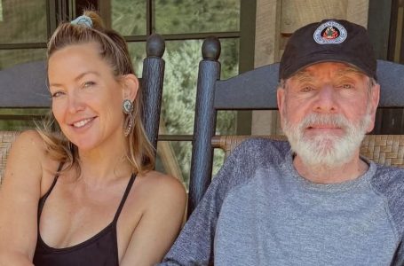 Can You Recognize Them?: Two Timeless Icons Spotted Together in a Rare Moment!