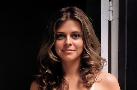 The Versatile Star Who Played a Tennis Pro, Teacher & Secret Agent in One Show!: Who Is She?