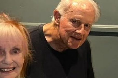 A Timeless Hollywood Romance: Couple Spotted Enjoying a Sweet Moment Together!