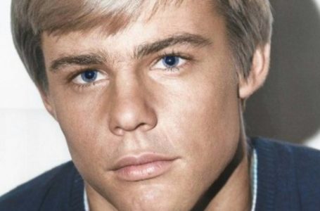 The ’70s Heartthrob and ’80s TV Icon Who Captivated Audiences with Danger and Charm!: Who Is He?