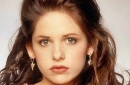 The Star Who Slayed Vampires on Screen!: But Faced Hidden Battles Behind the Spotlight!