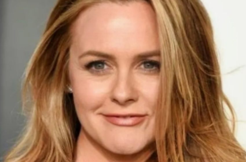  Hollywood Star Sparks Debate With Unconventional Parenting Choice!: You Won’t Believe Her Confession!